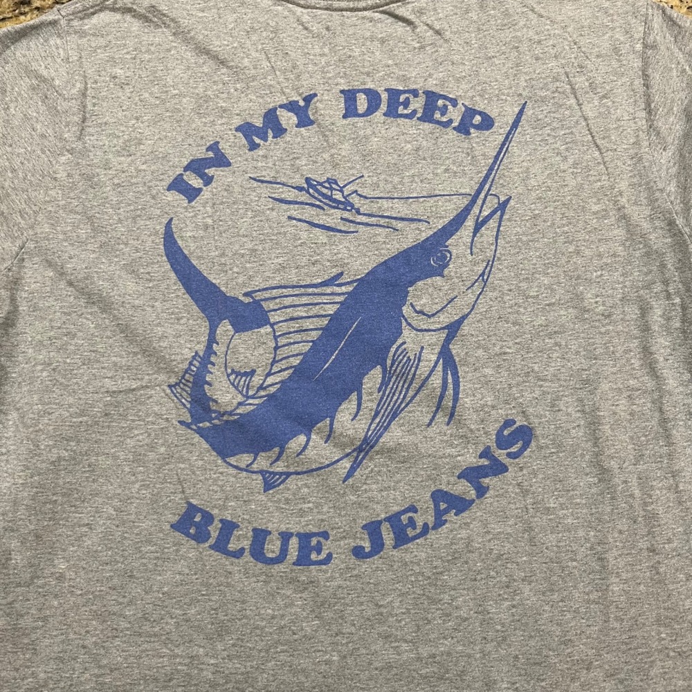 Levis Mens Relaxed Fit Graphic T-Shirt Gray Marl Marlin In My Deep Blue Jeans L